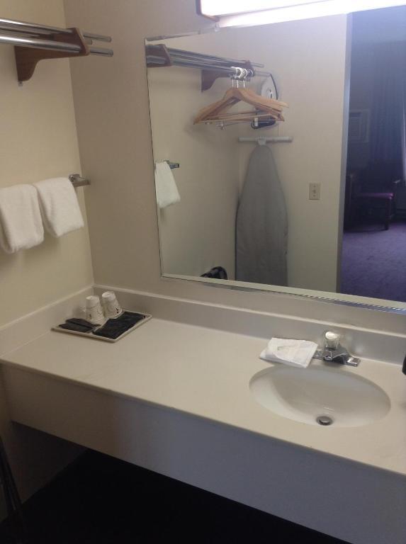 Barratt Inn Anchorage Airport מראה חיצוני תמונה